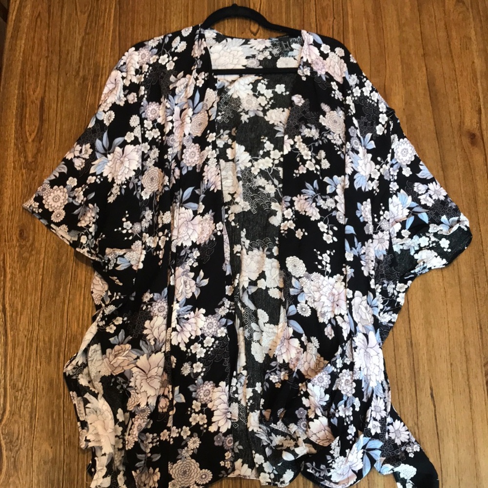 Floral kimono